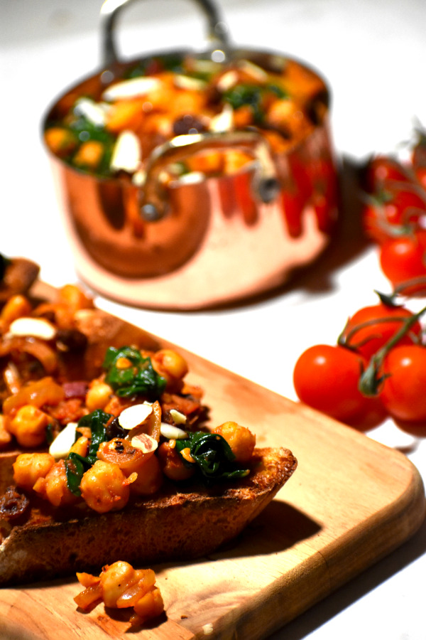 40多道最佳地中海食谱-西班牙鹰嘴豆。