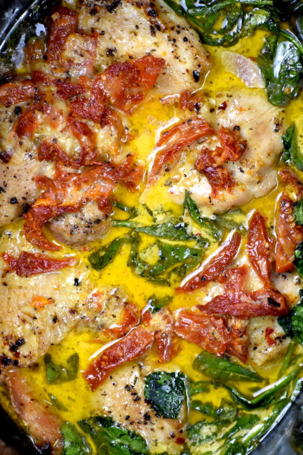 35个最好的菠菜食谱-托斯卡纳鸡肉。