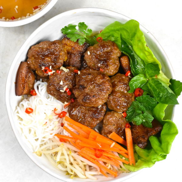 包子Cha(越南肉丸粉丝碗)
