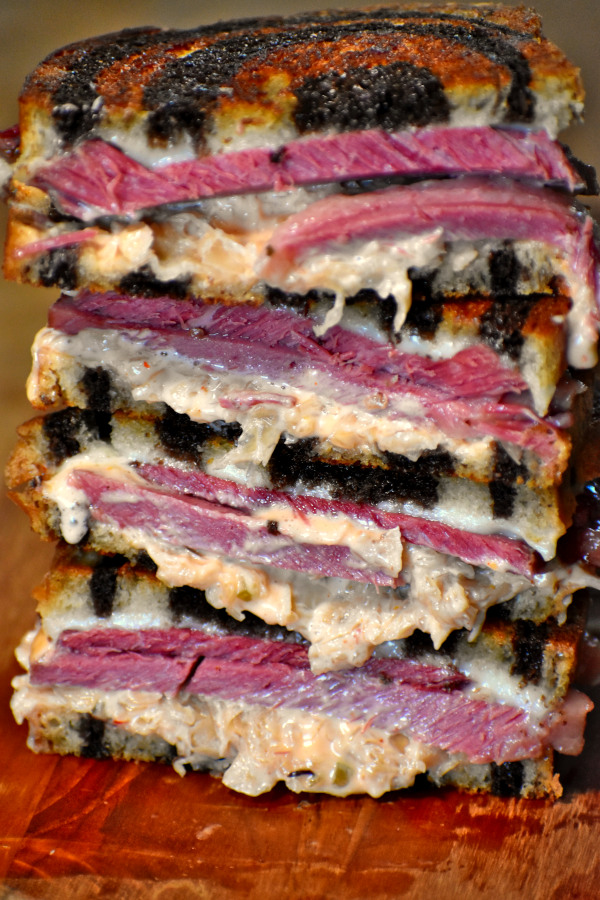 25个最好的牛肉食谱-鲁本三明治。