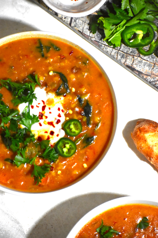 40 +最佳地中海食谱-摩洛哥扁豆汤。