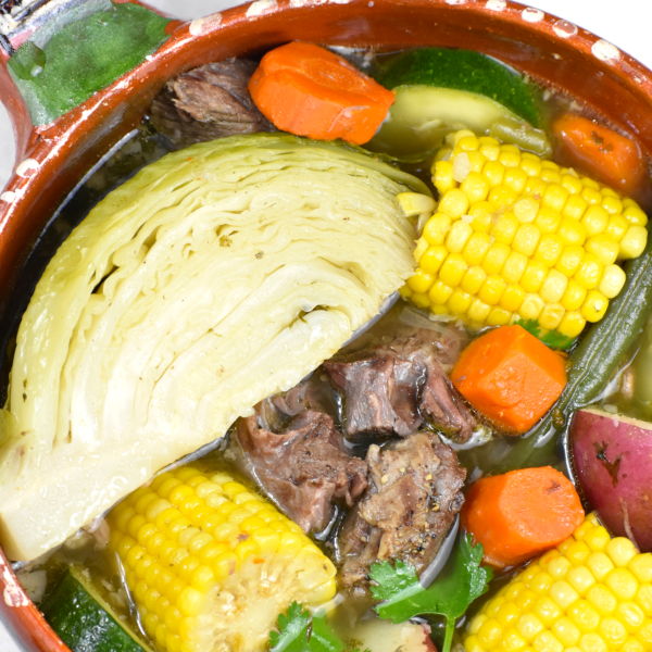 Caldo de Res(墨西哥牛肉和蔬菜汤)