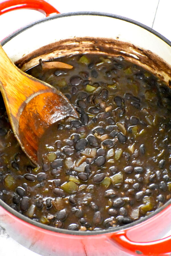 这些古巴黑豆是如此好。他们可以吃你最喜欢的肉类,或只是与白米丰盛的素食餐。
