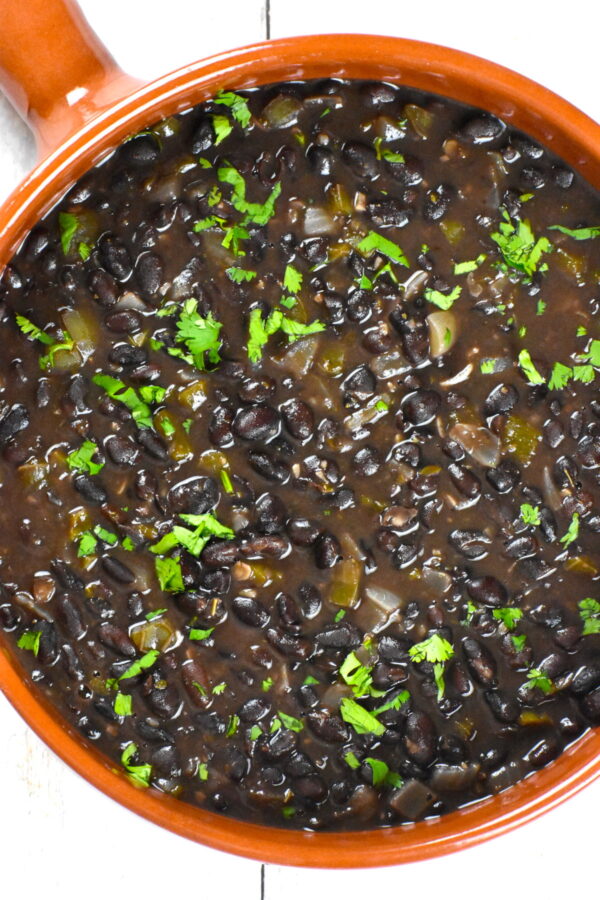 这些古巴黑豆是如此好。他们可以吃你最喜欢的肉类,或只是与白米丰盛的素食餐。